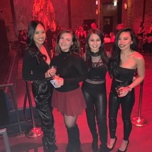 Meet your Posher, Emily